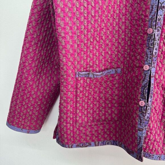 Provence D’Amour Women’s Reversible Purple and Violet Reversible Paisley Quilted - Picture 11 of 11